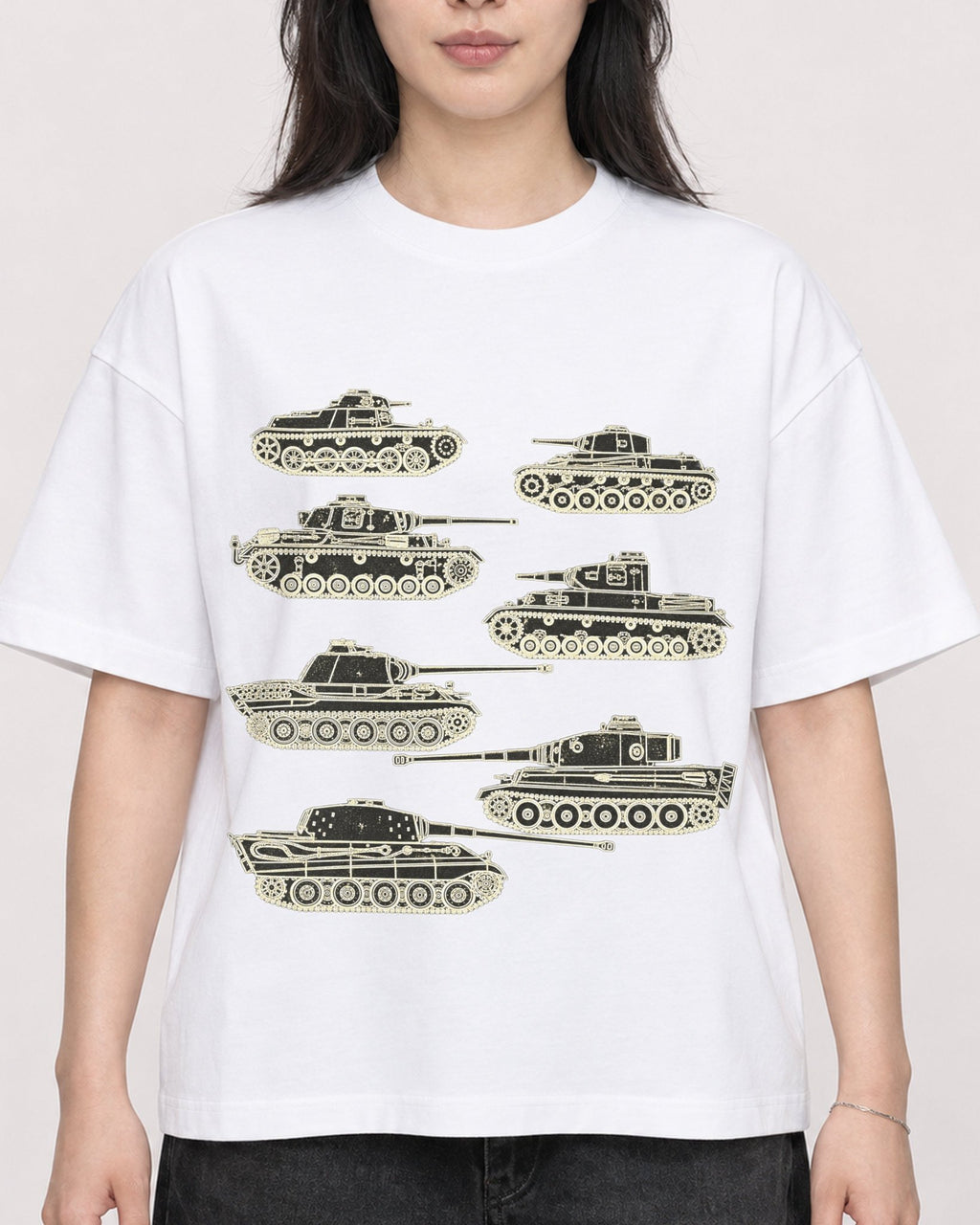 Mockup Boxy Heavyweight Tee White female close-up 13