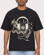 Mockup Boxy Heavyweight Tee Black male close-up 05