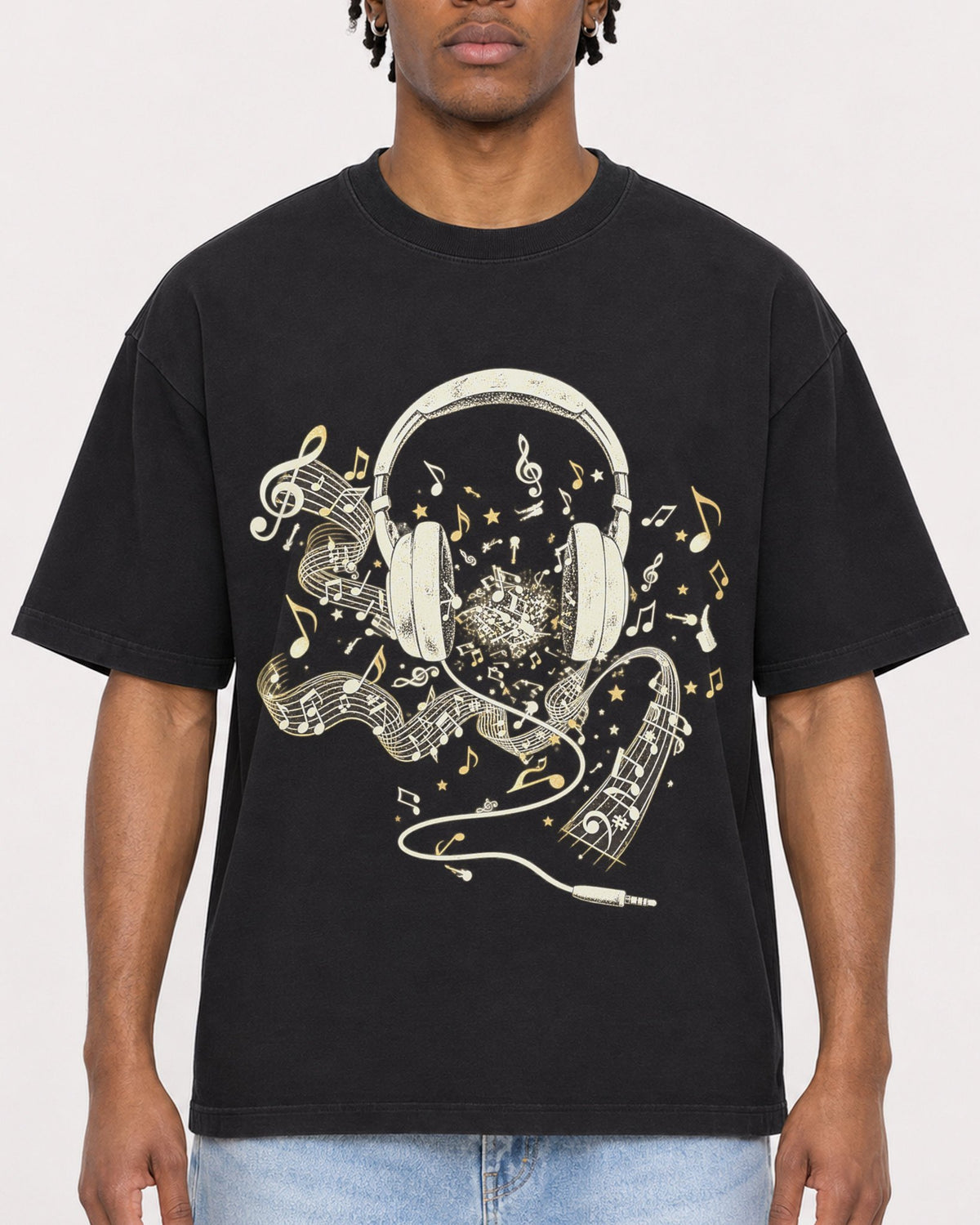 Mockup Boxy Heavyweight Tee Black male close-up 05