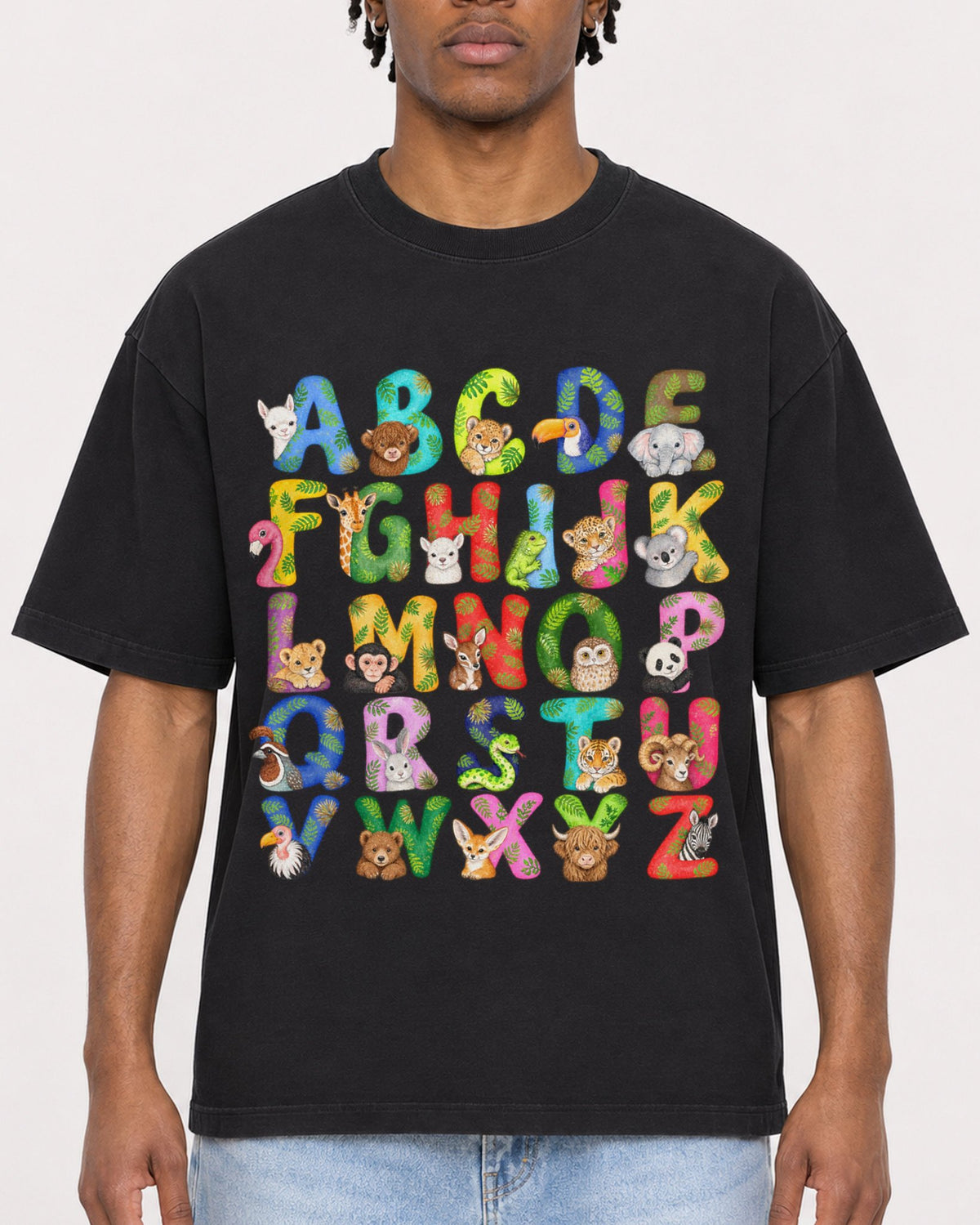 Mockup Boxy Heavyweight Tee Black male close-up 05