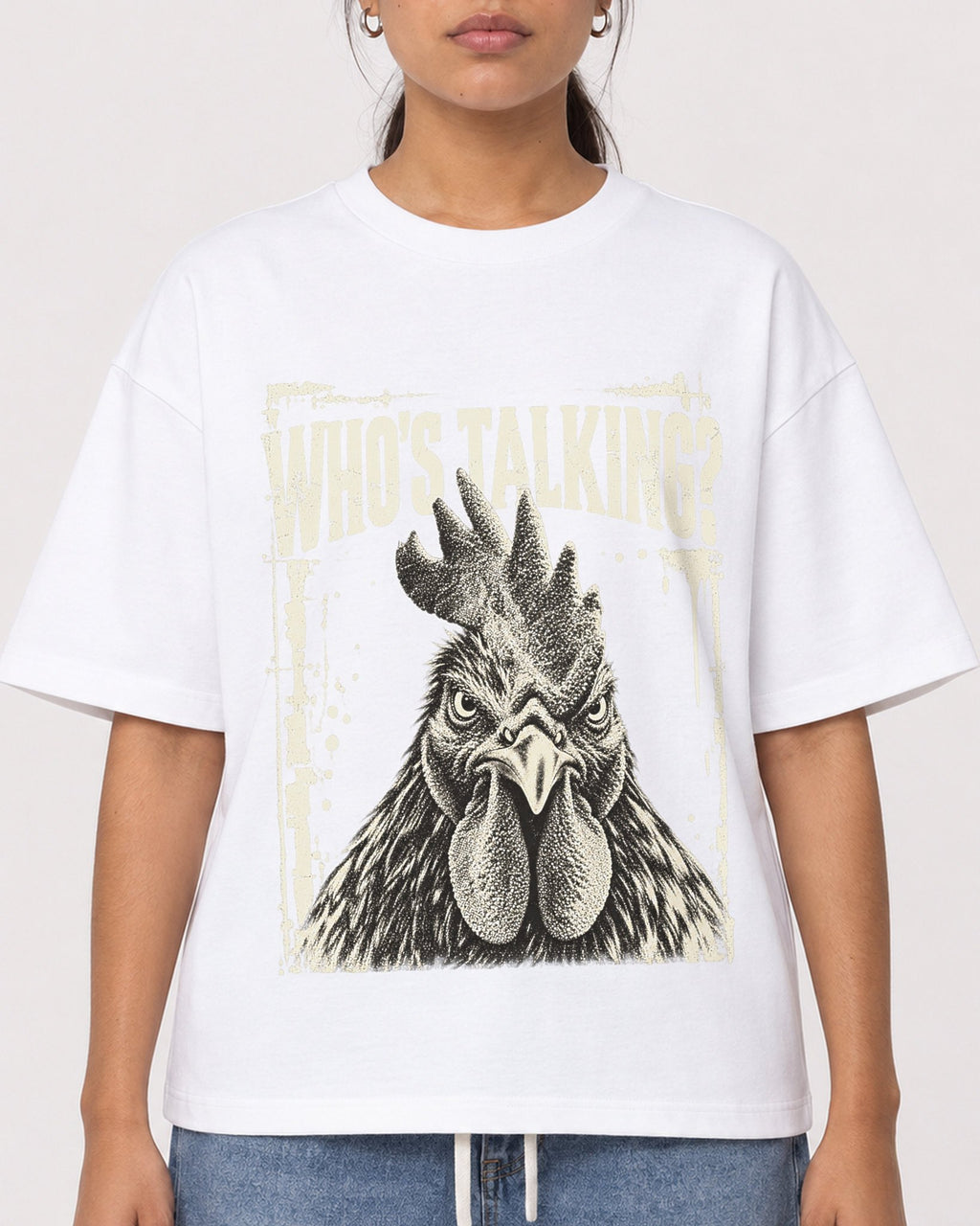 Mockup Boxy Heavyweight Tee White female close-up 16