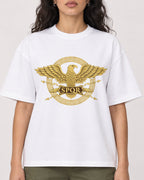 Mockup Boxy Heavyweight Tee White female close-up 07