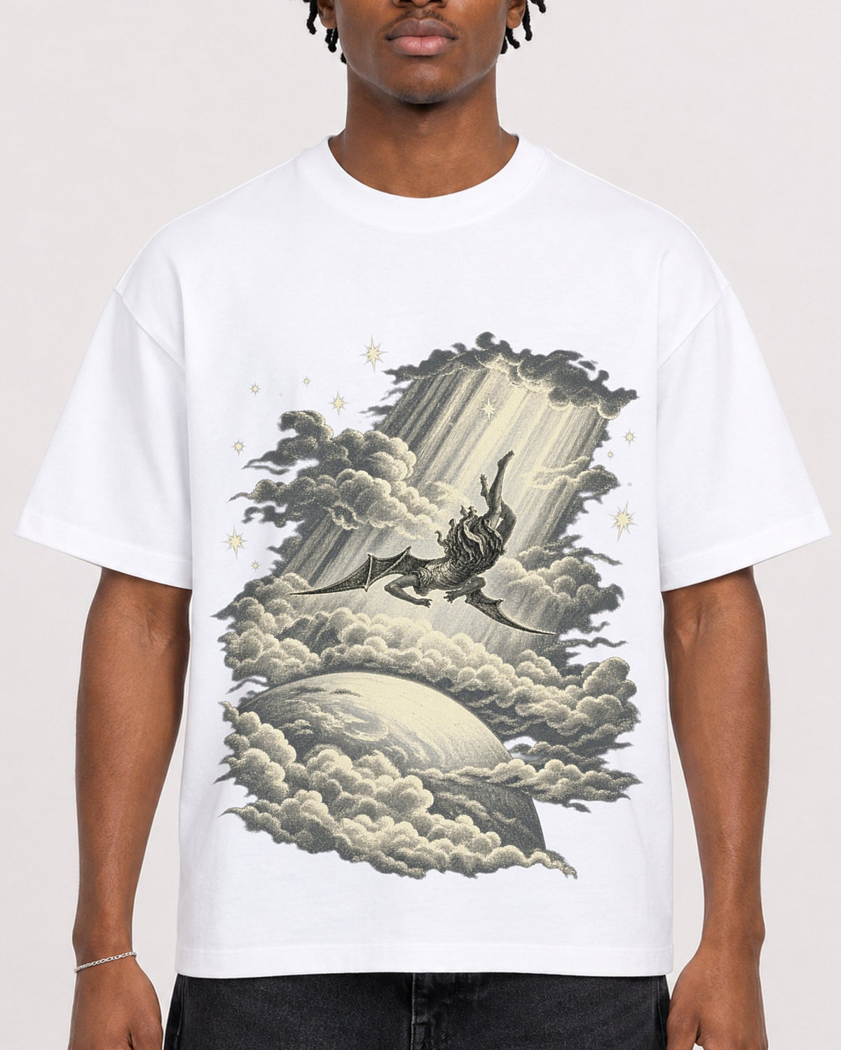 Mockup Boxy Heavyweight Tee White male close-up 05