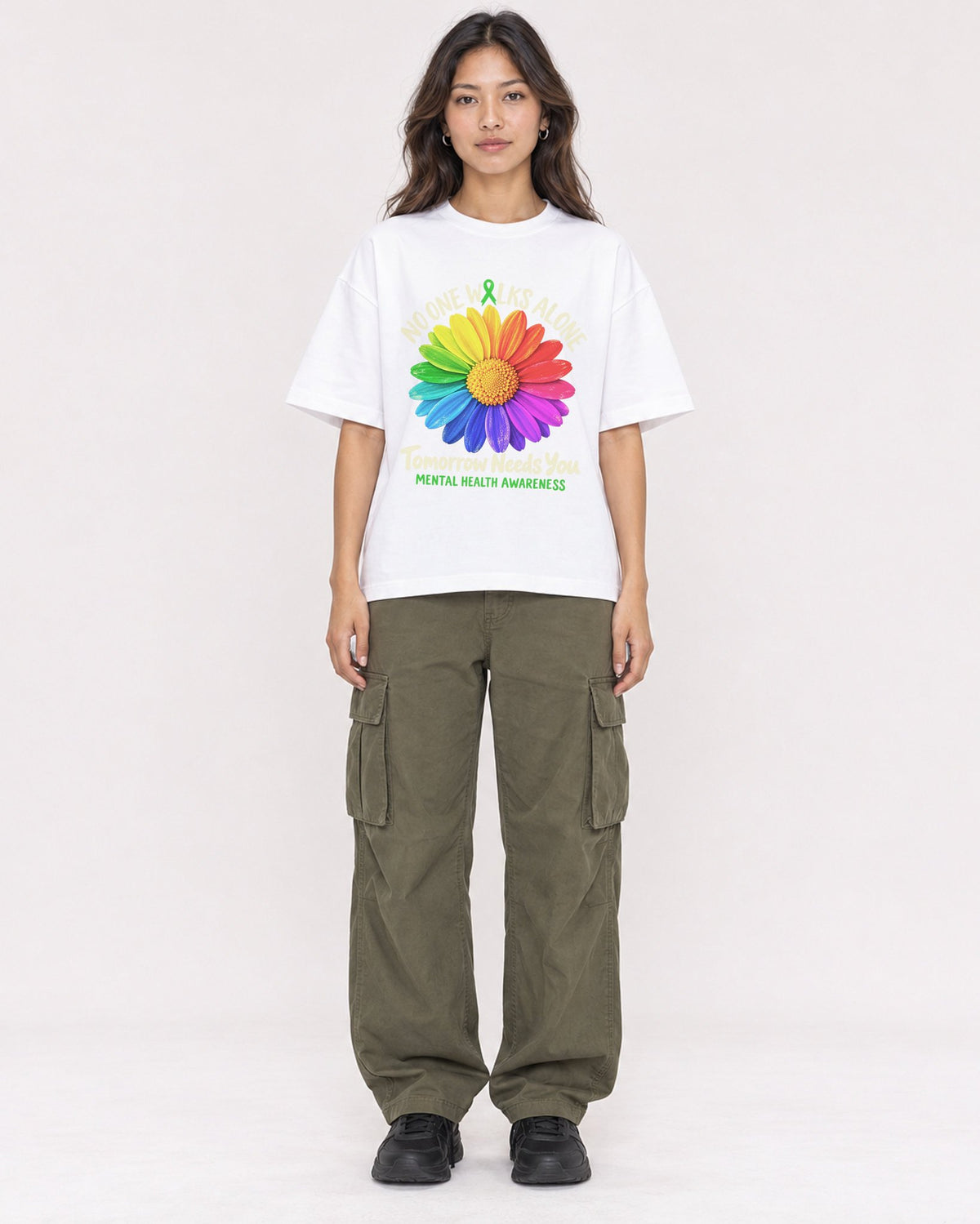 Mockup Boxy Heavyweight Tee White female full-body 02