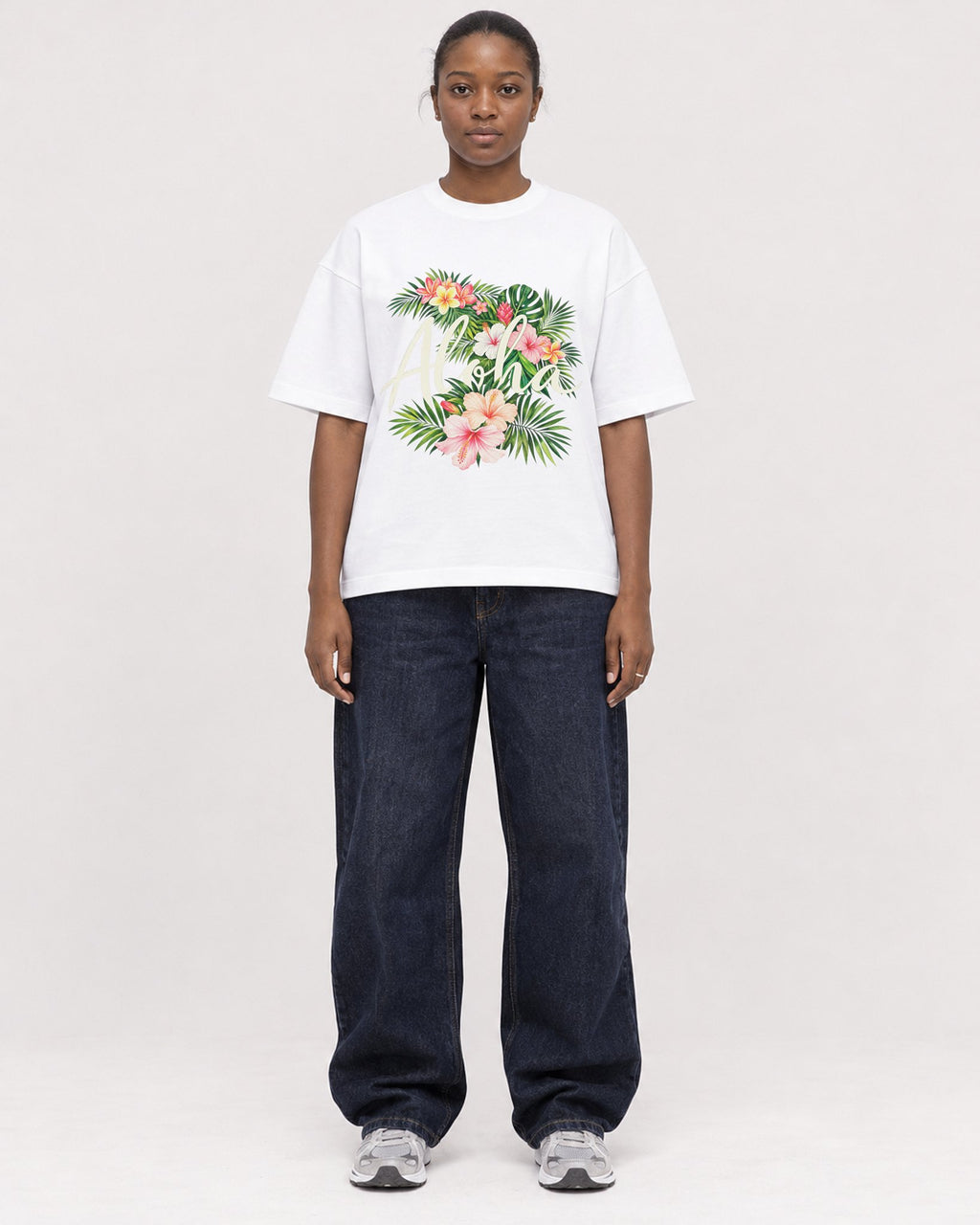 Mockup Boxy Heavyweight Tee White female full-body 34