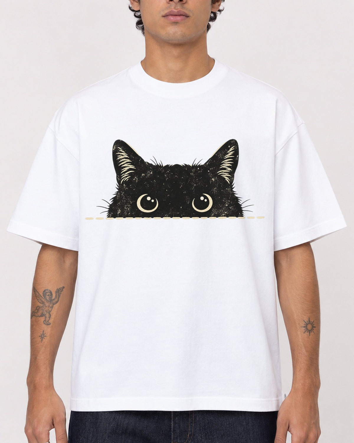Mockup Boxy Heavyweight Tee White male close-up 06