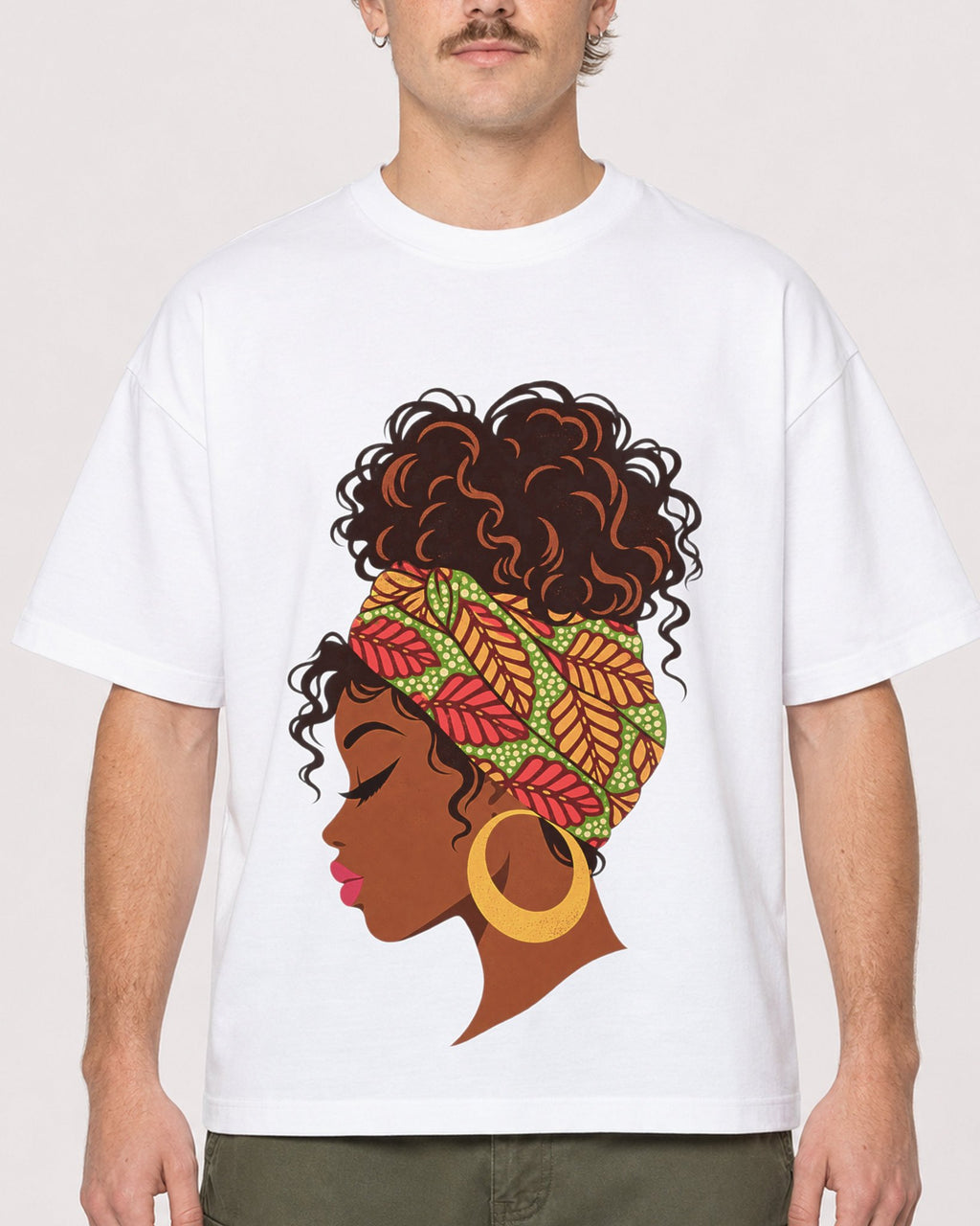 Mockup Boxy Heavyweight Tee White male close-up 19