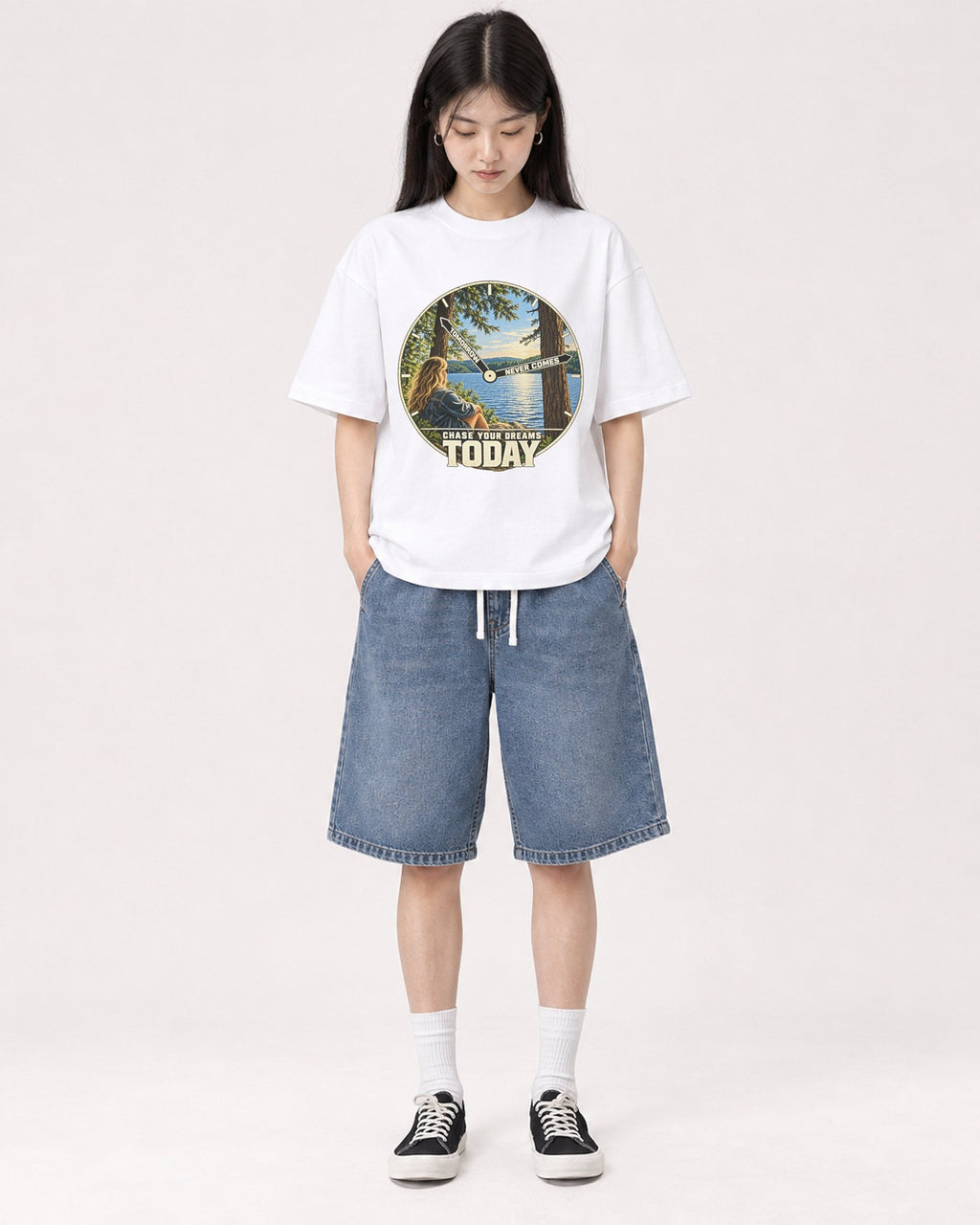 Mockup Boxy Heavyweight Tee White female full-body 01