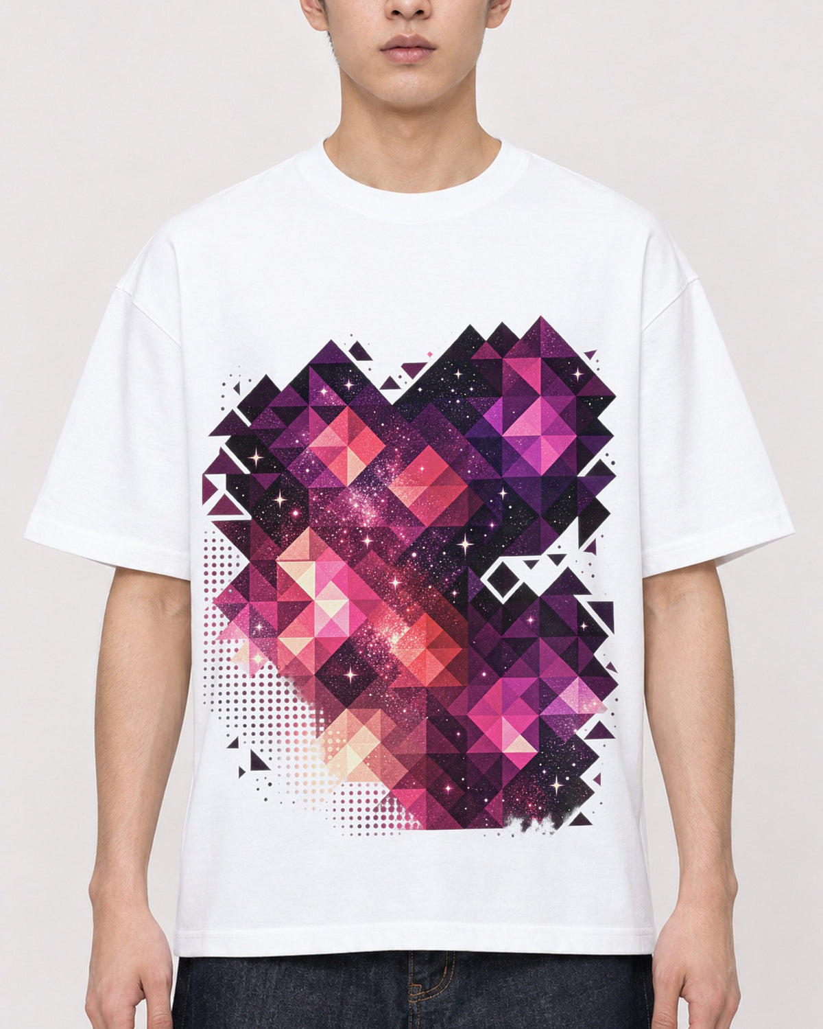 Mockup Boxy Heavyweight Tee White male close-up 21