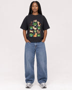 Mockup Boxy Heavyweight Tee Black female full-body 04