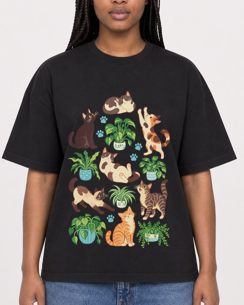 Mockup Boxy Heavyweight Tee Black female close-up 04