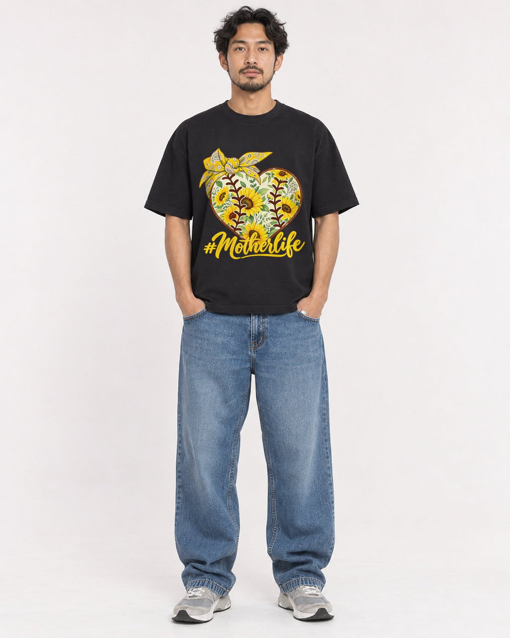 Mockup Boxy Heavyweight Tee Black male full-body 02