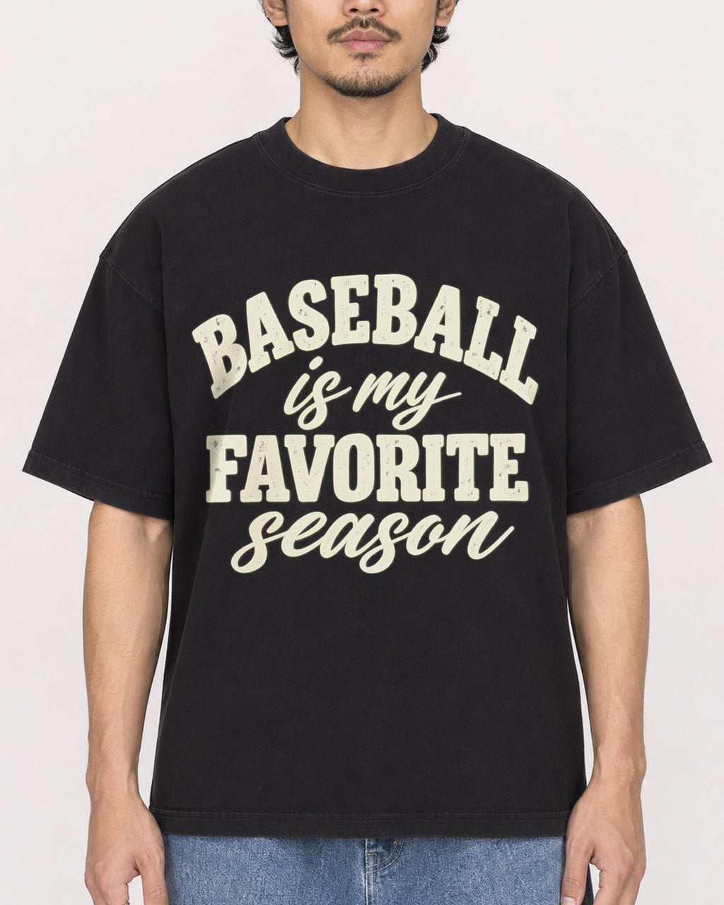 Mockup Boxy Heavyweight Tee Black male close-up 02
