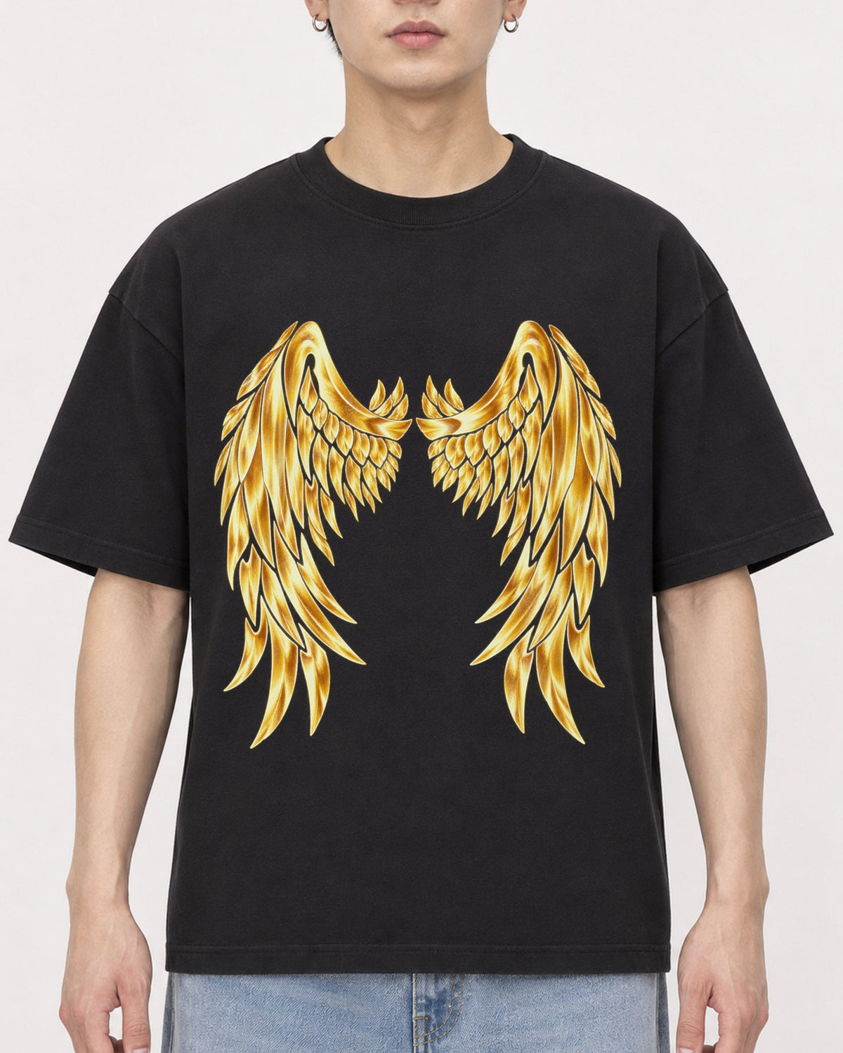 Mockup Boxy Heavyweight Tee Black male close-up 01