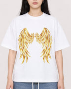 Mockup Boxy Heavyweight Tee White female close-up 01
