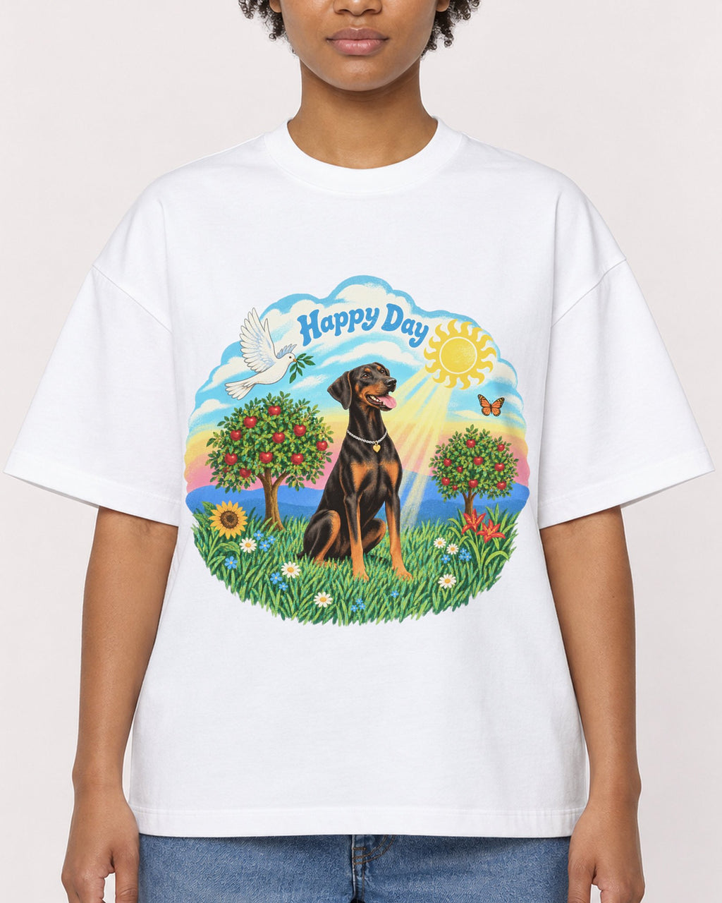 Mockup Boxy Heavyweight Tee White female close-up 35