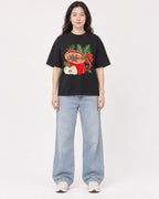 Mockup Boxy Heavyweight Tee Black female full-body 03