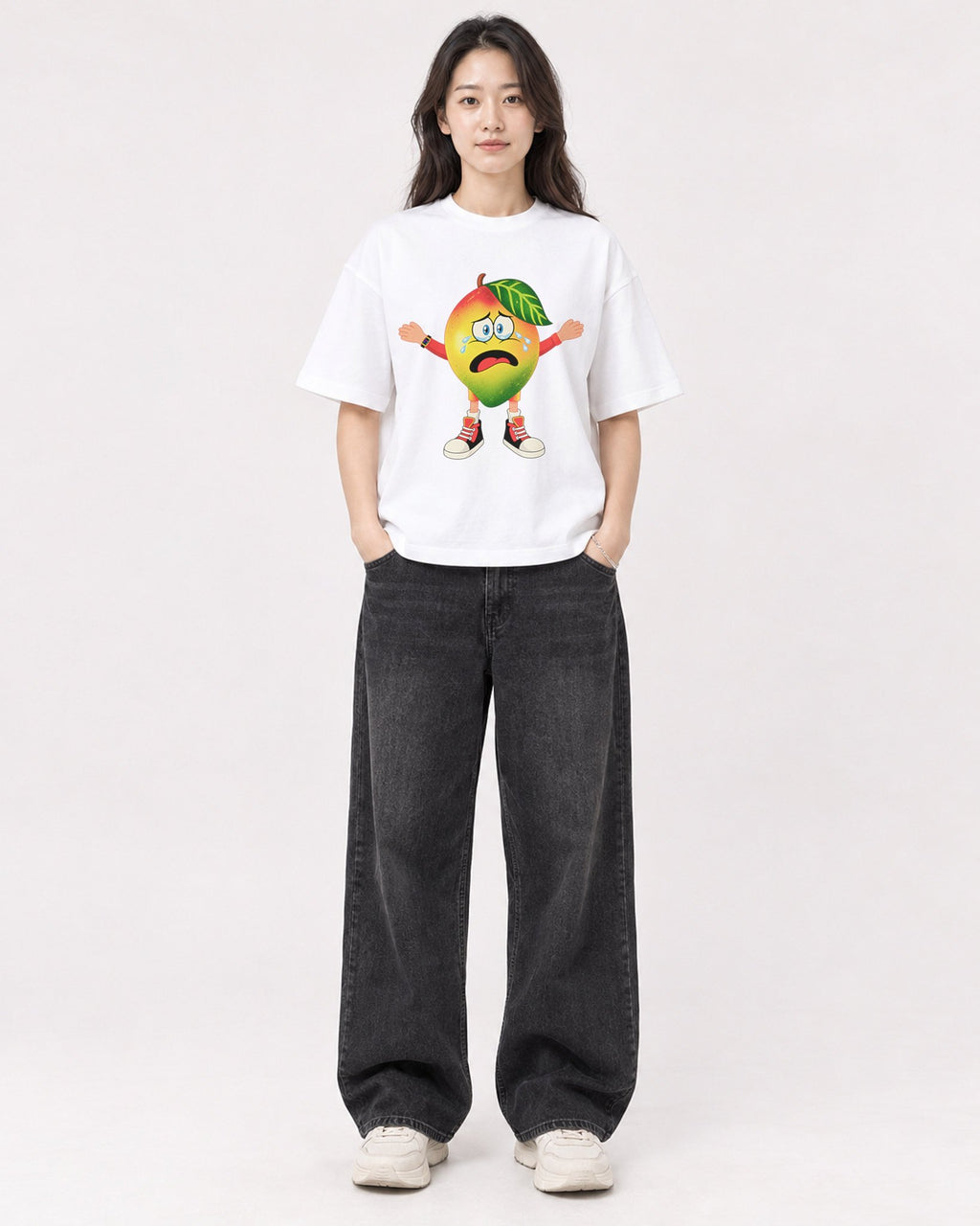 Mockup Boxy Heavyweight Tee White female full-body 03