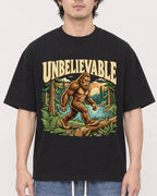Mockup Boxy Heavyweight Tee Black male close-up 03