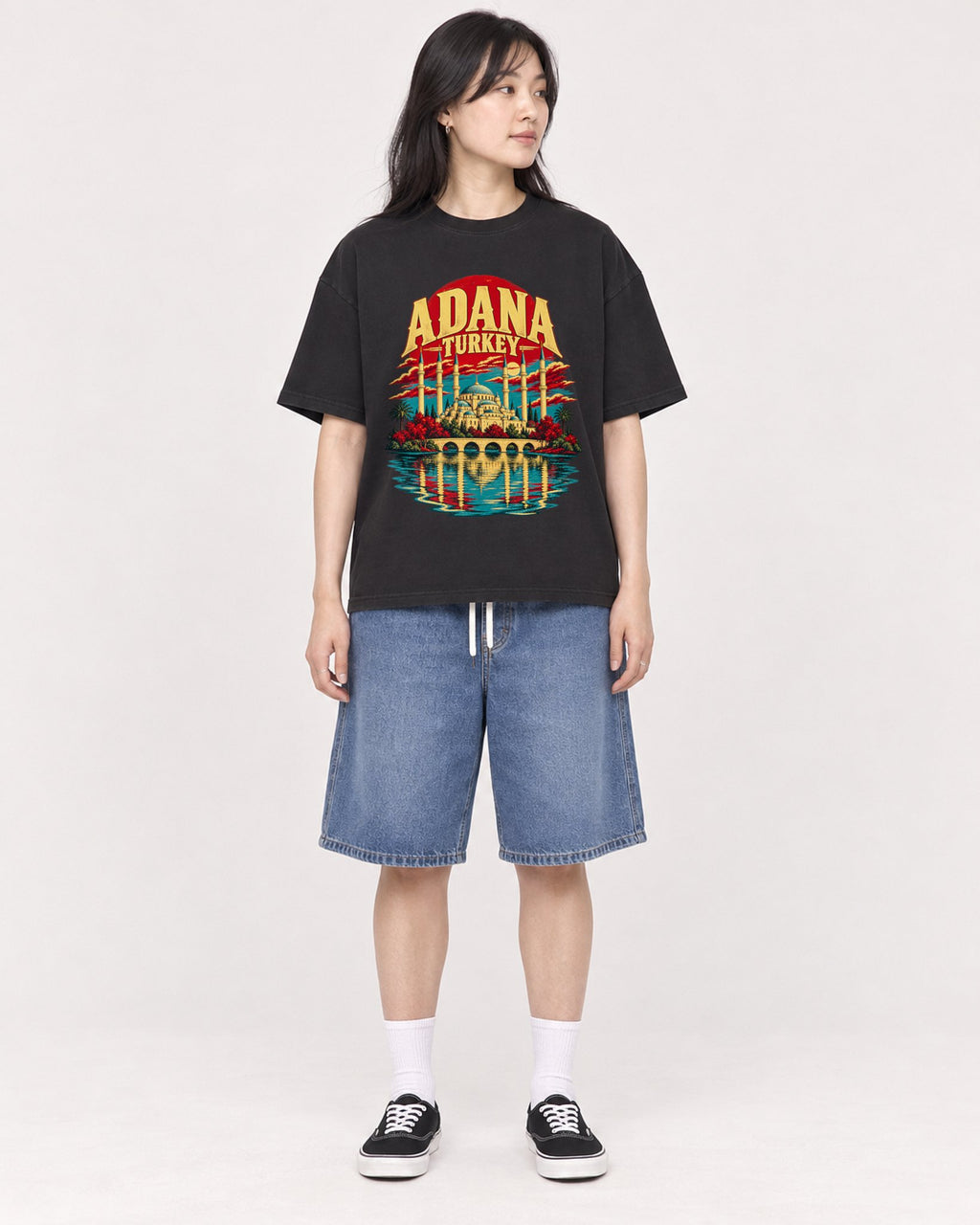 Mockup Boxy Heavyweight Tee Black female full-body 13