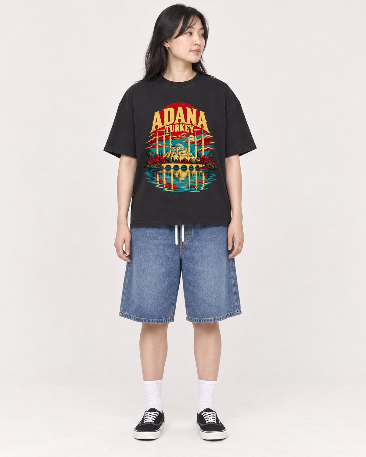 Mockup Boxy Heavyweight Tee Black female full-body 13
