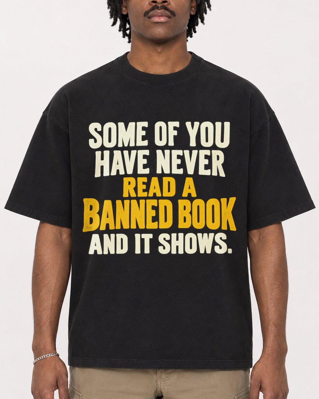Mockup Boxy Heavyweight Tee Black male close-up 04