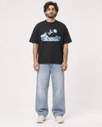 Mockup Boxy Heavyweight Tee Black male full-body 17