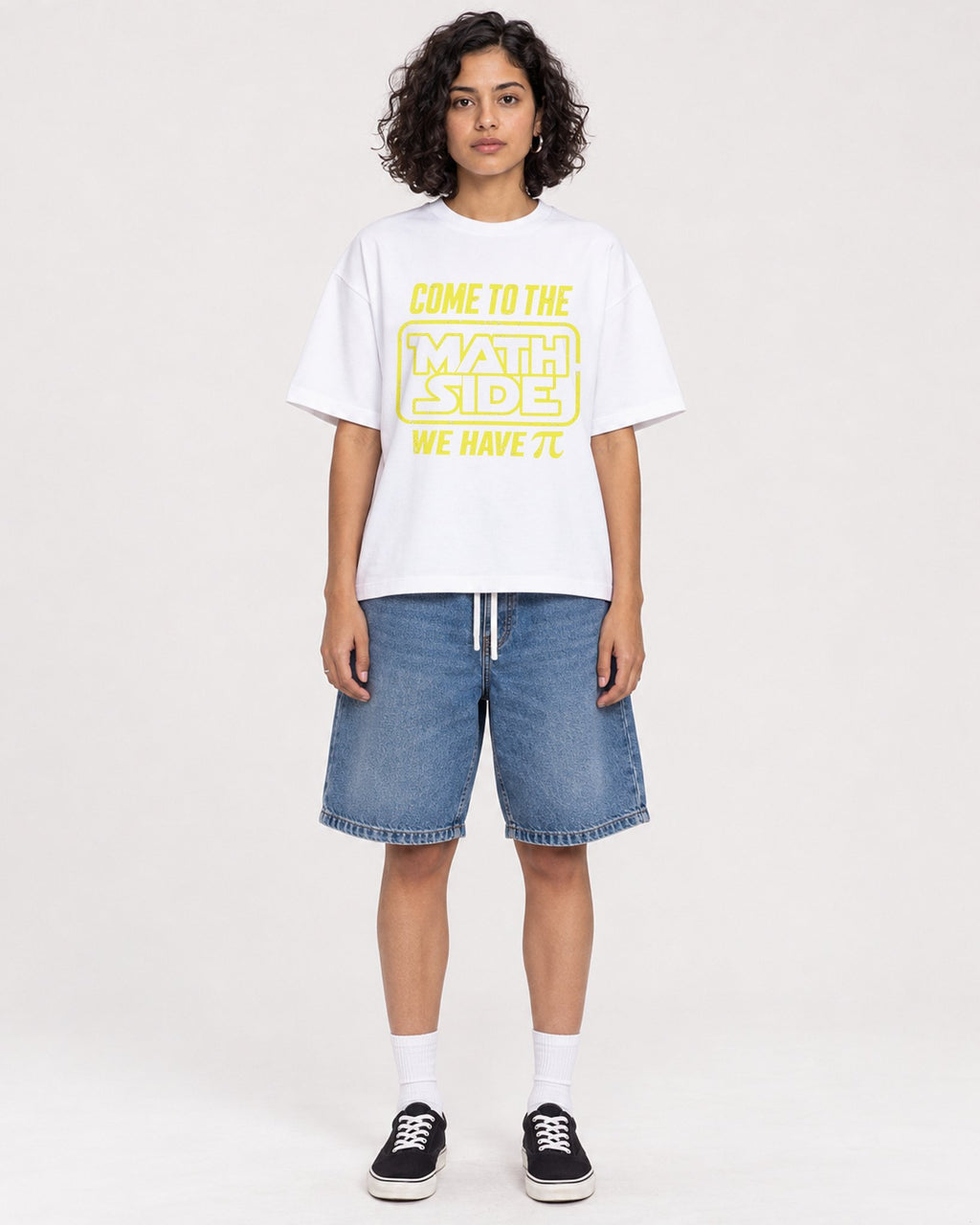 Mockup Boxy Heavyweight Tee White female full-body 26