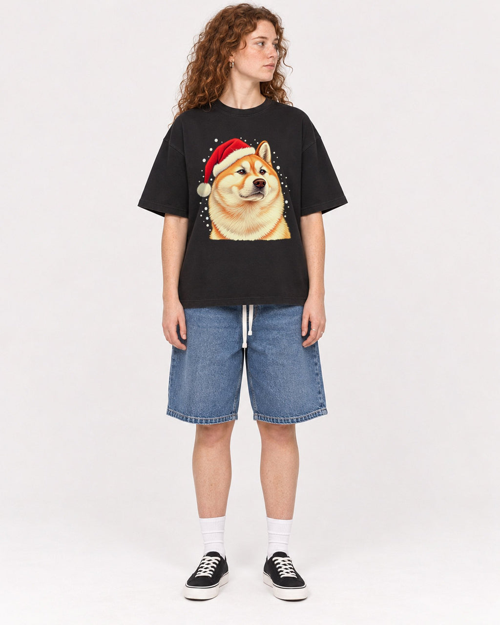 Mockup Boxy Heavyweight Tee Black female full-body 09