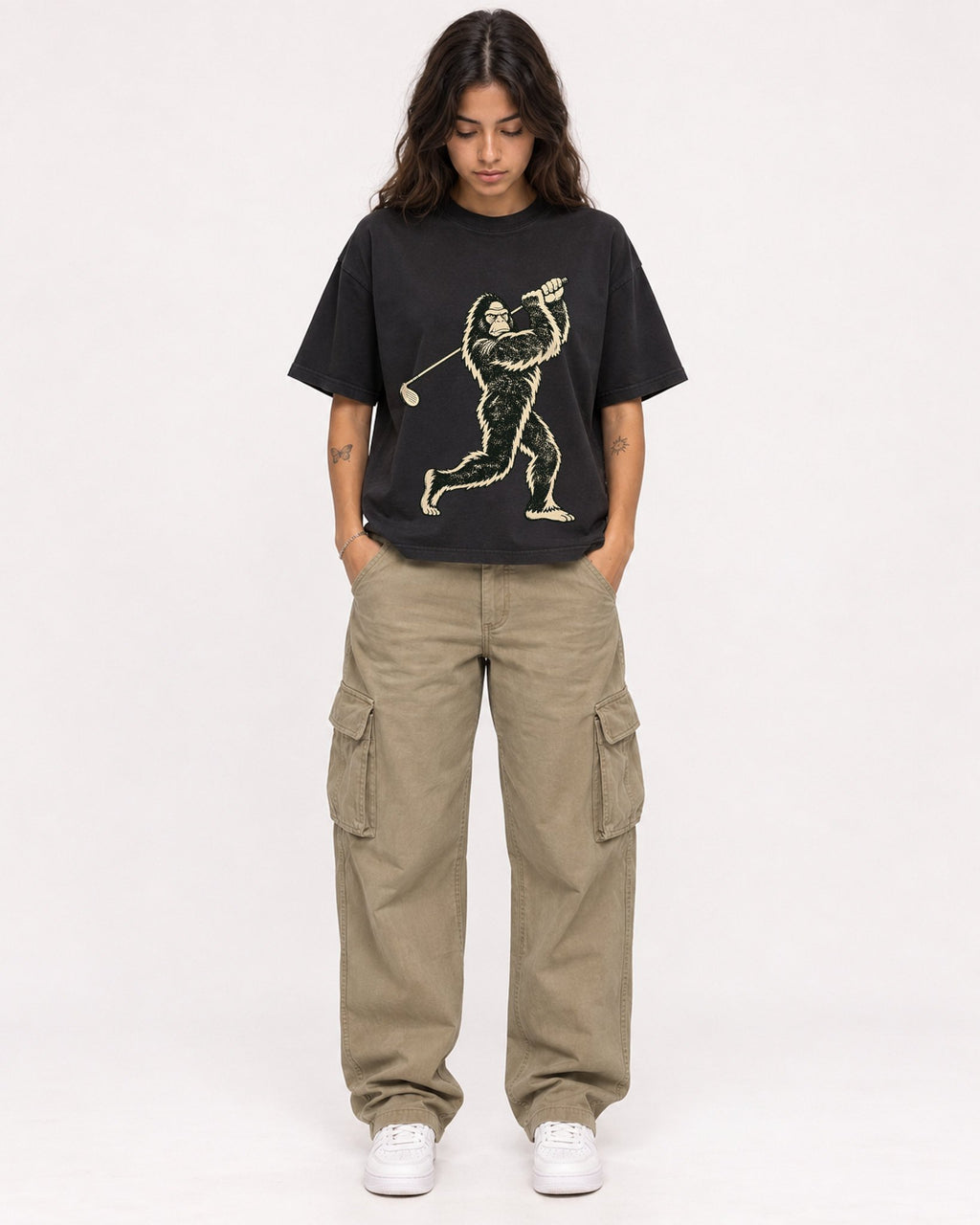 Mockup Boxy Heavyweight Tee Black female full-body 06