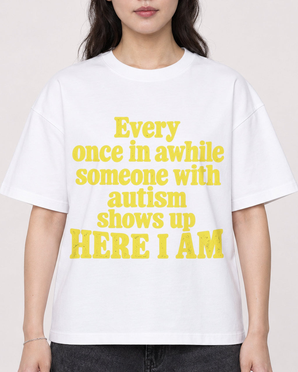 Mockup Boxy Heavyweight Tee White female close-up 03