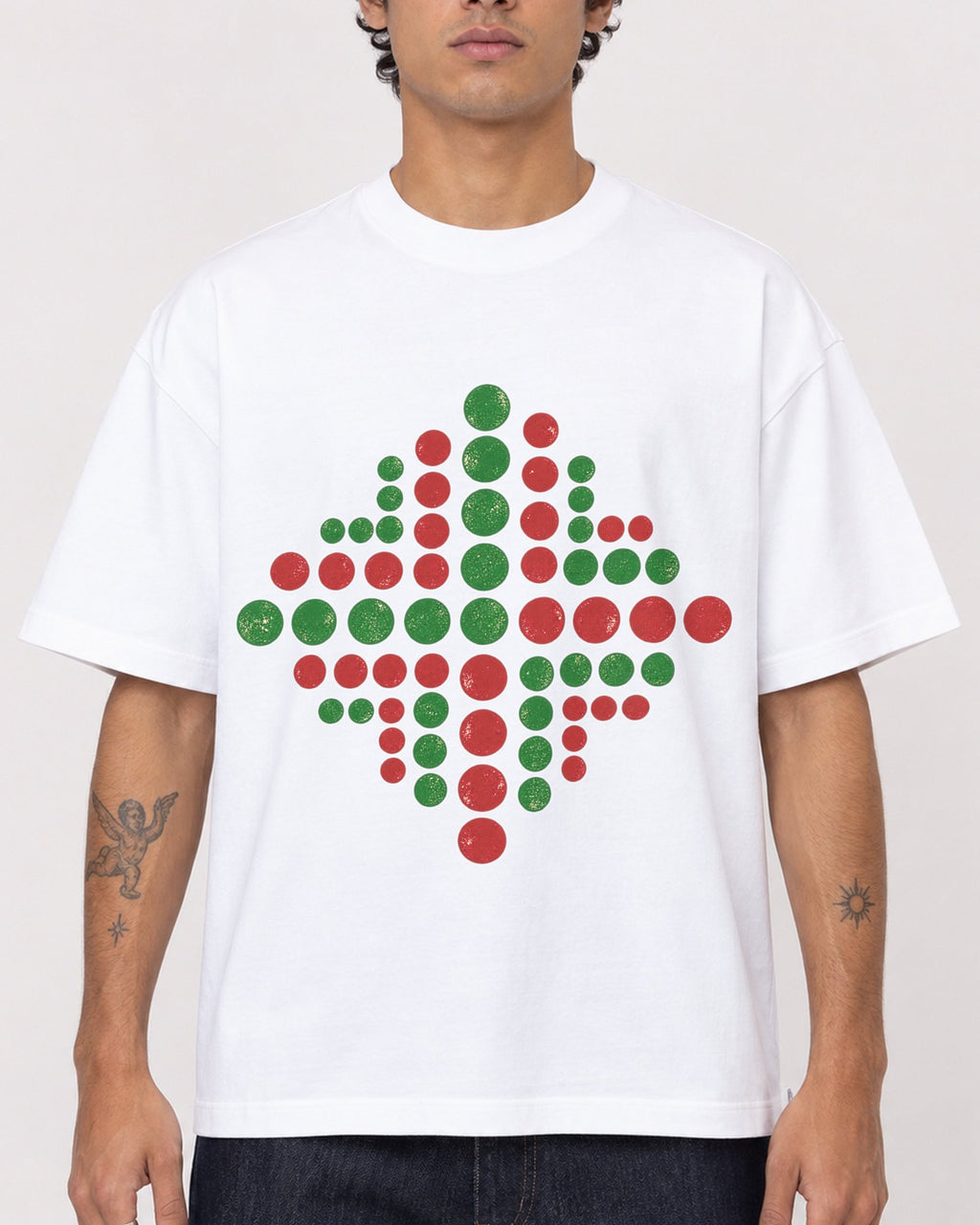 Mockup Boxy Heavyweight Tee White male close-up 06