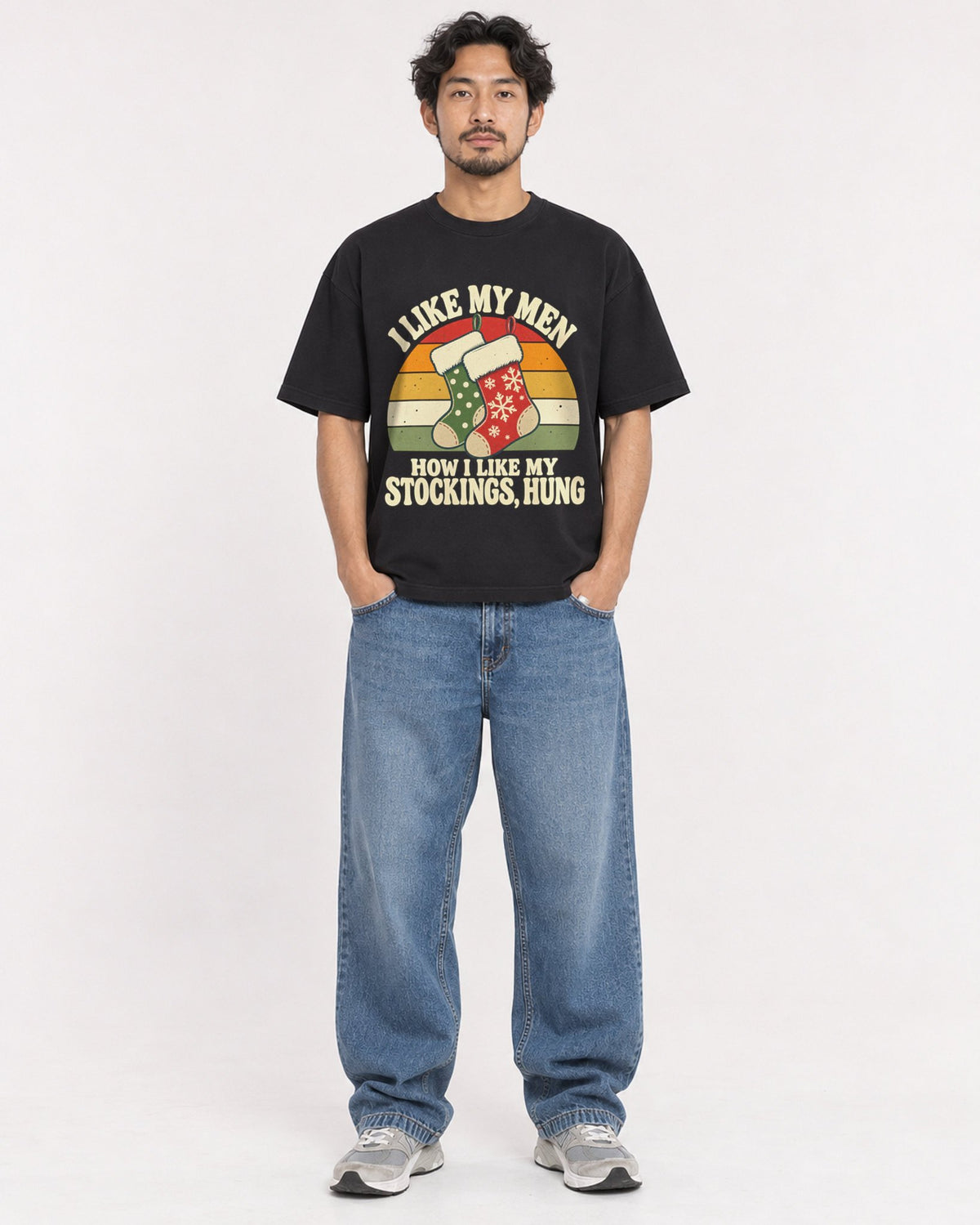 Mockup Boxy Heavyweight Tee Black male full-body 02