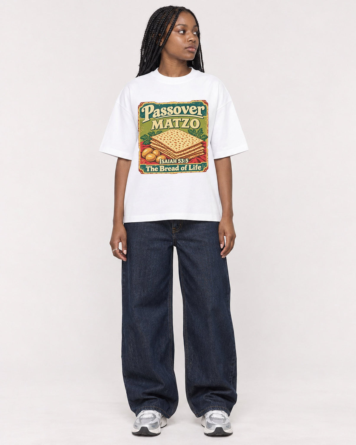 Mockup Boxy Heavyweight Tee White female full-body 04