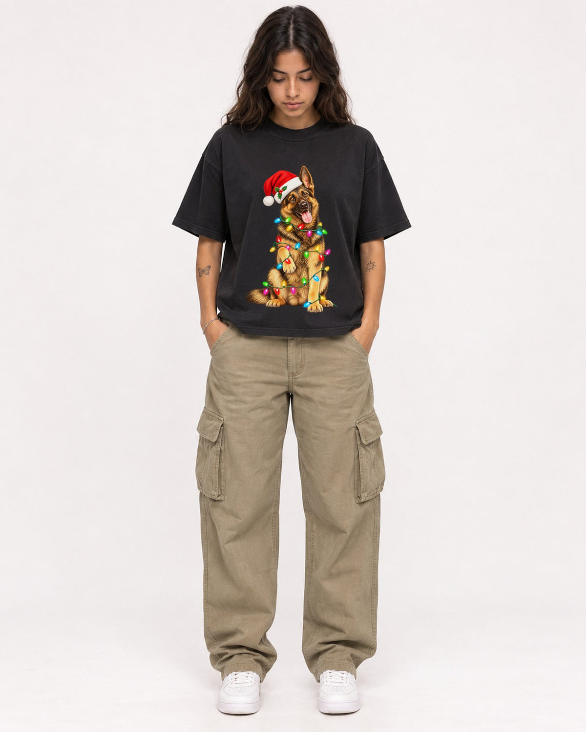 Mockup Boxy Heavyweight Tee Black female full-body 06