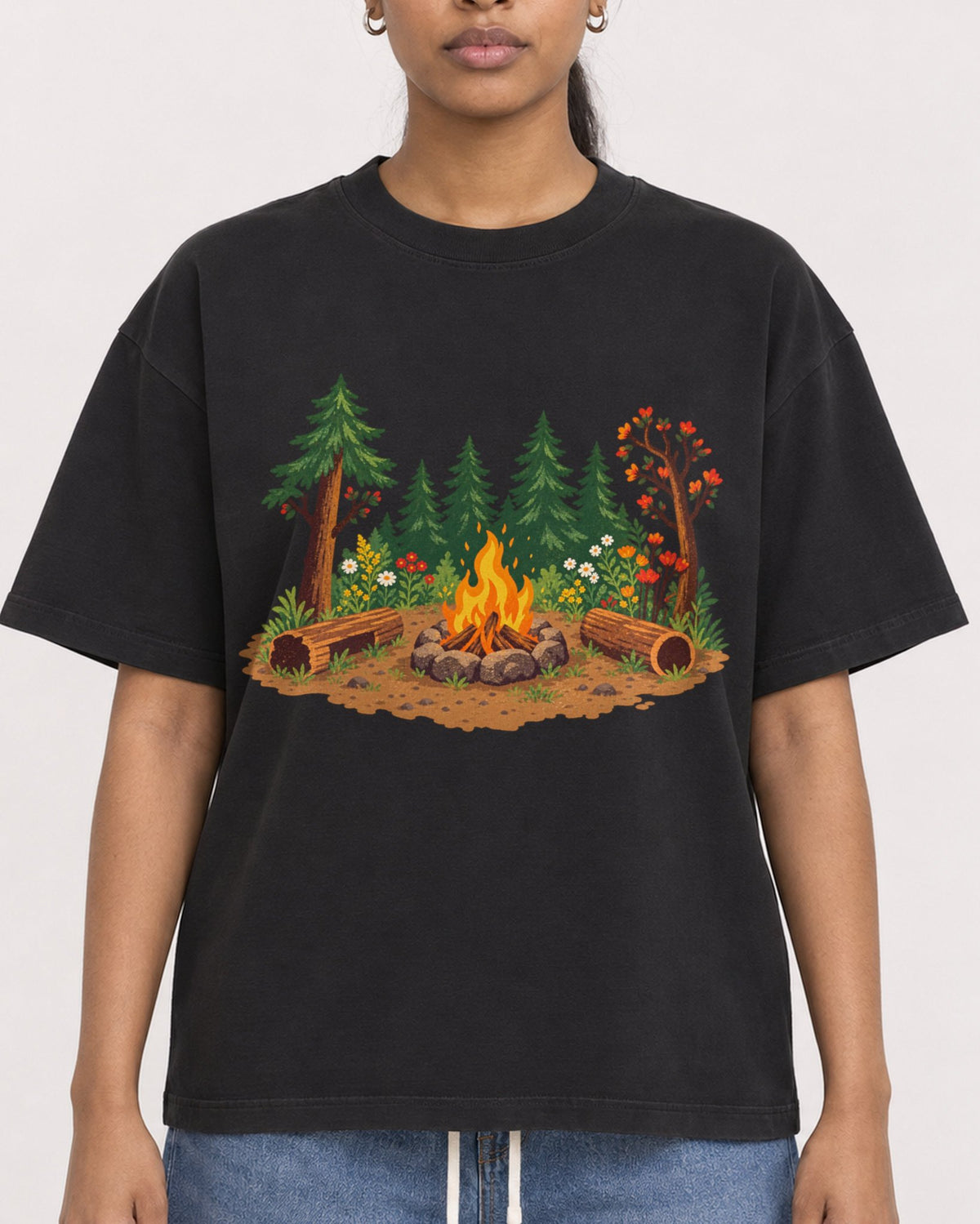 Mockup Boxy Heavyweight Tee Black female close-up 25