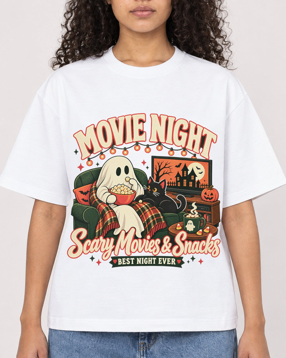 Mockup Boxy Heavyweight Tee White female close-up 10