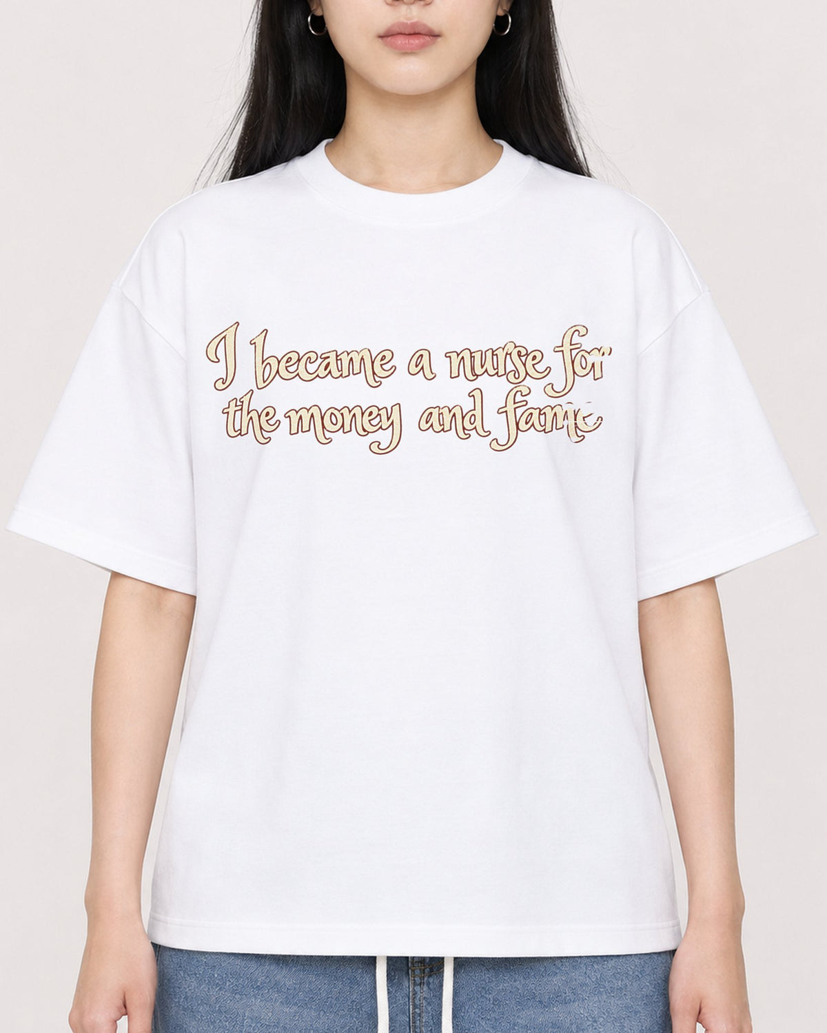 Mockup Boxy Heavyweight Tee White female close-up 01