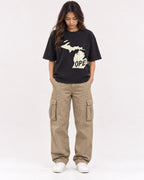 Mockup Boxy Heavyweight Tee Black female full-body 02