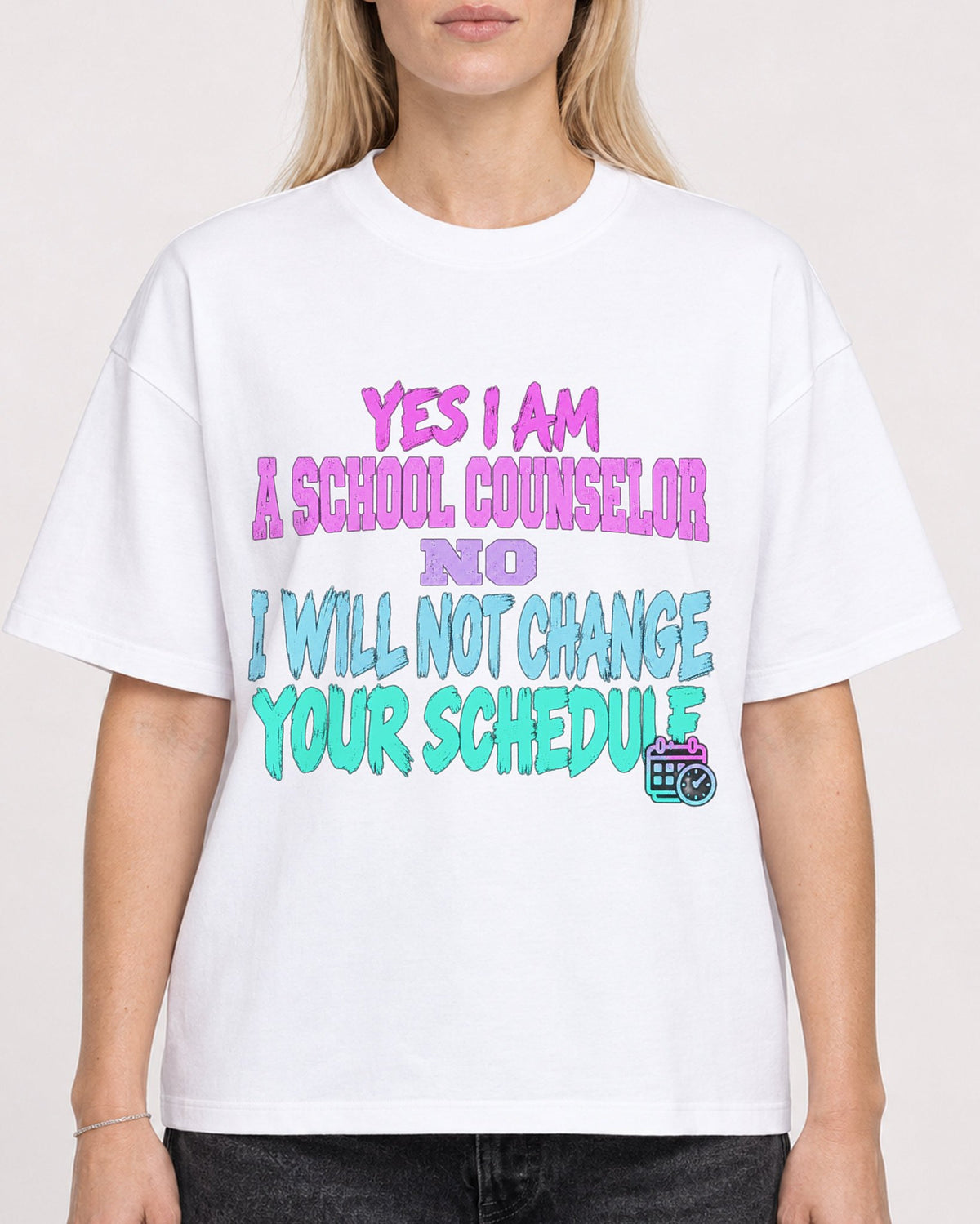 Mockup Boxy Heavyweight Tee White female close-up 08