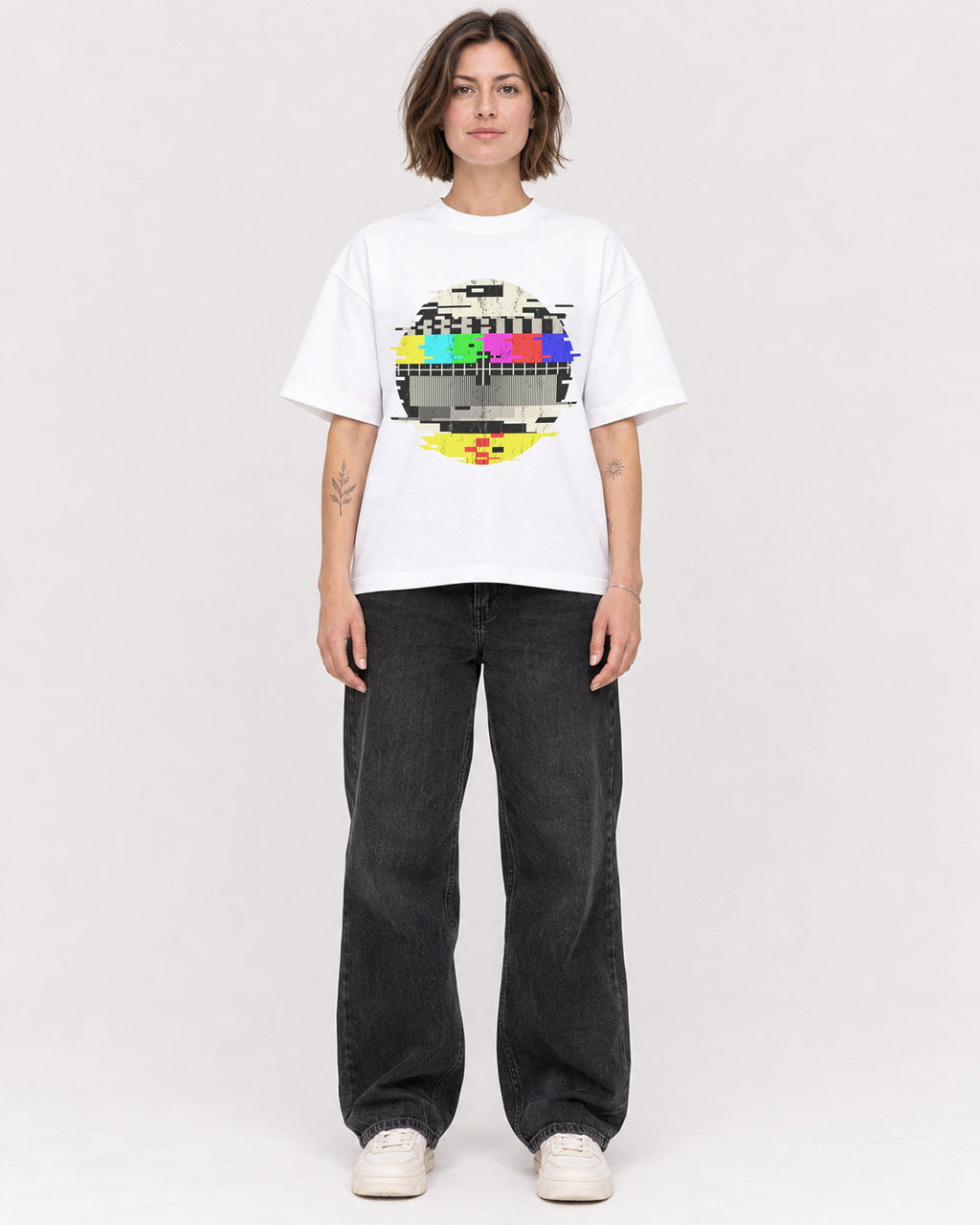 Mockup Boxy Heavyweight Tee White female full-body 18