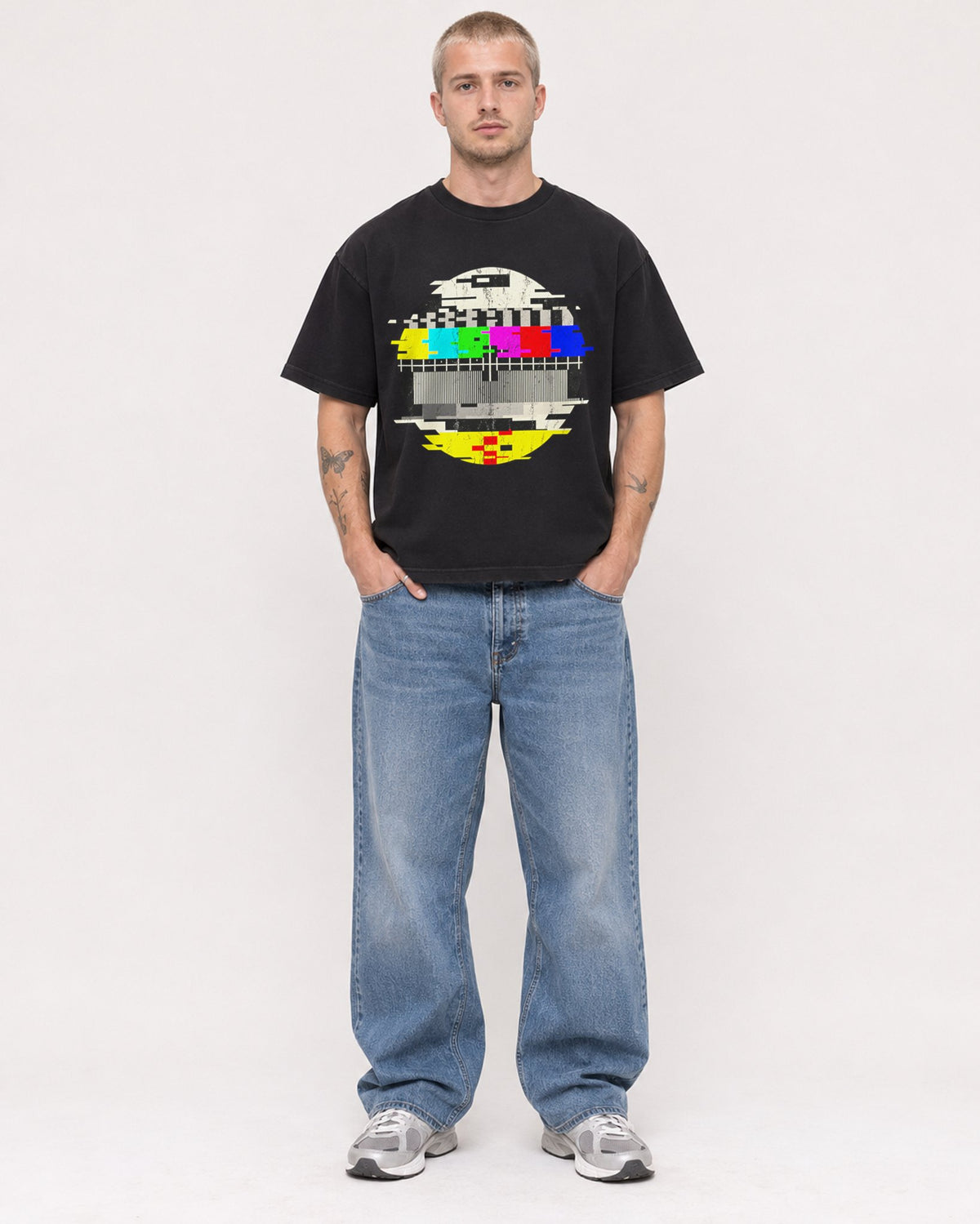 Mockup Boxy Heavyweight Tee Black male full-body 18