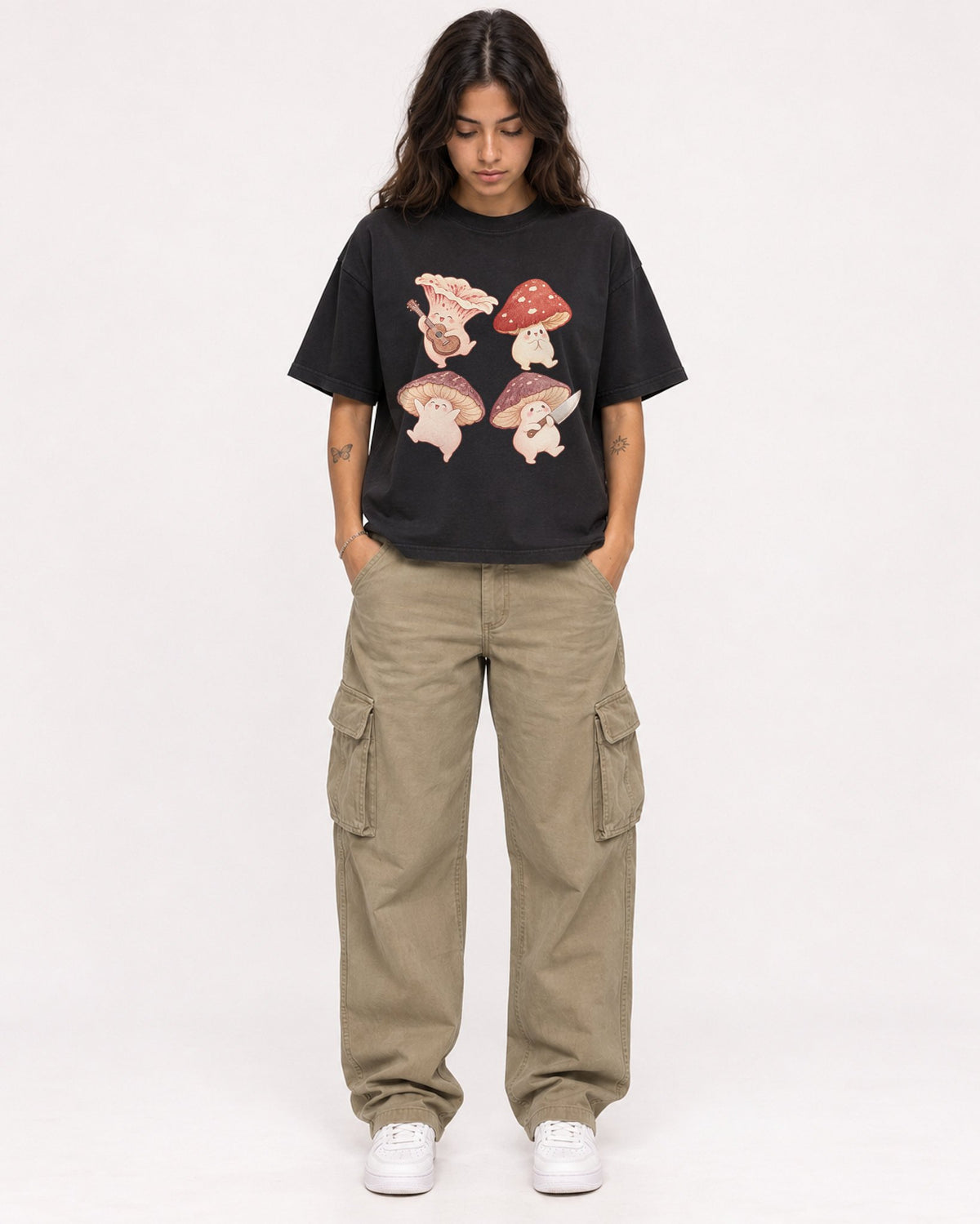 Mockup Boxy Heavyweight Tee Black female full-body 06