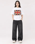 Mockup Boxy Heavyweight Tee White female full-body 03