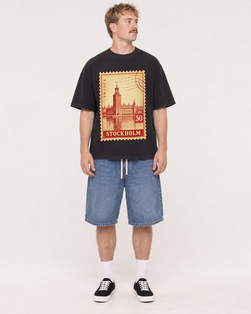 Mockup Boxy Heavyweight Tee Black male full-body 19