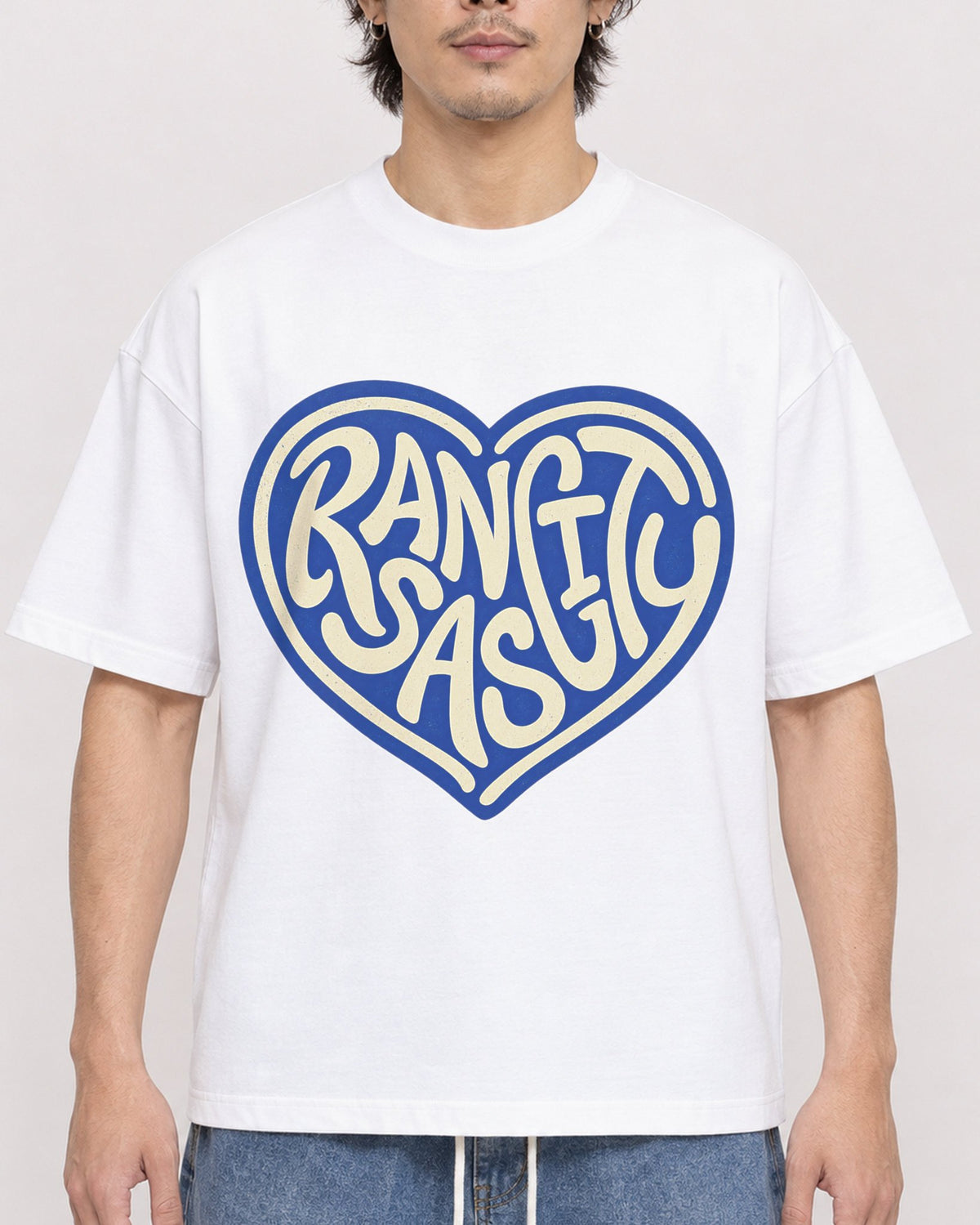 Mockup Boxy Heavyweight Tee White male close-up 03