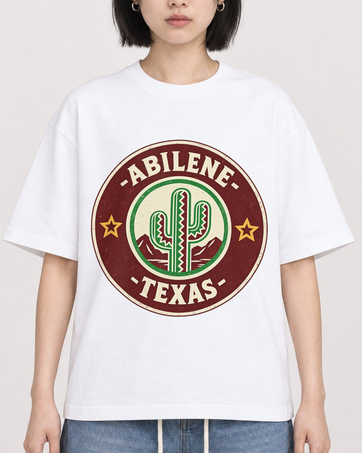 Mockup Boxy Heavyweight Tee White female close-up 11