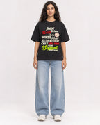 Mockup Boxy Heavyweight Tee Black female full-body 07