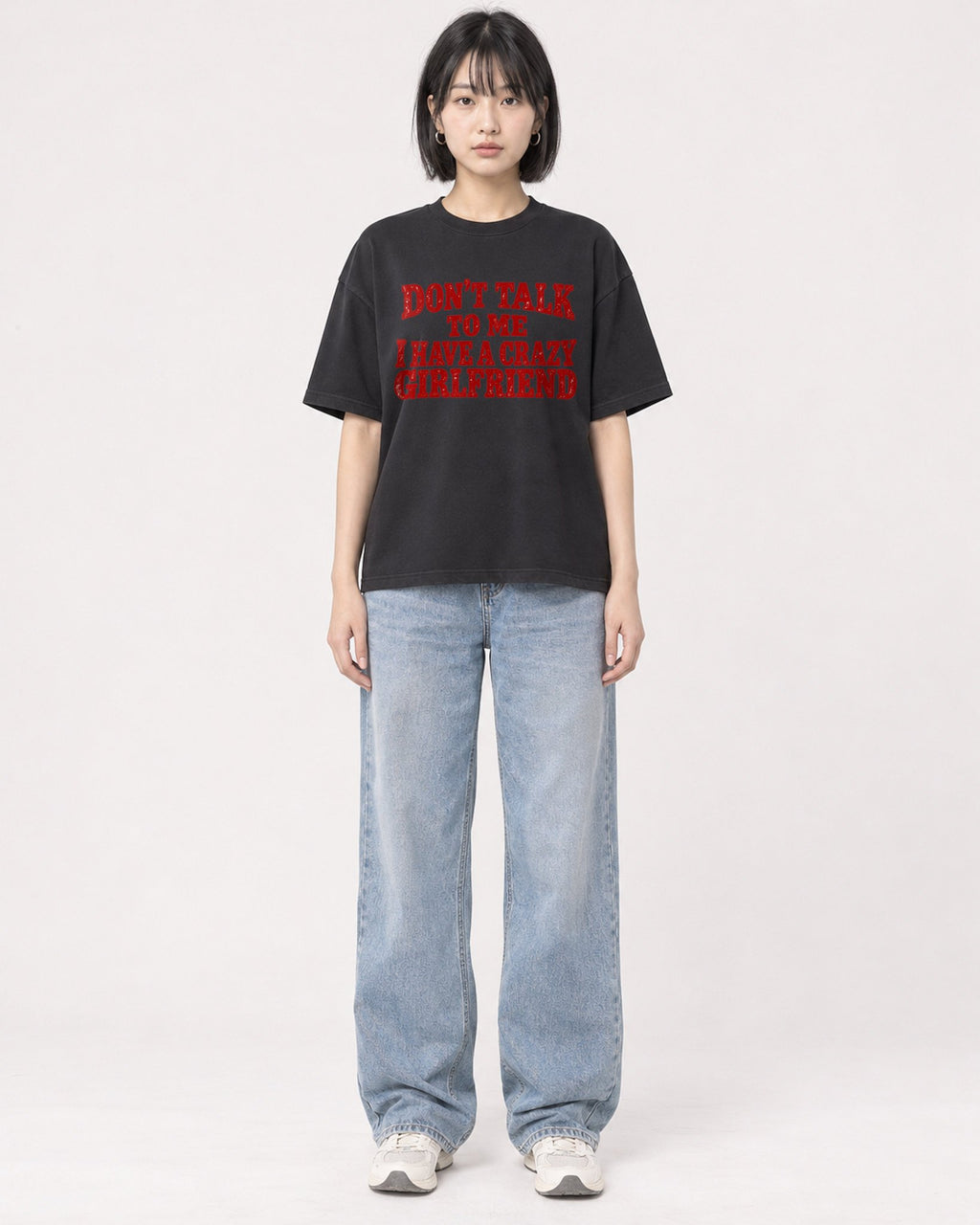 Mockup Boxy Heavyweight Tee Black female full-body 11