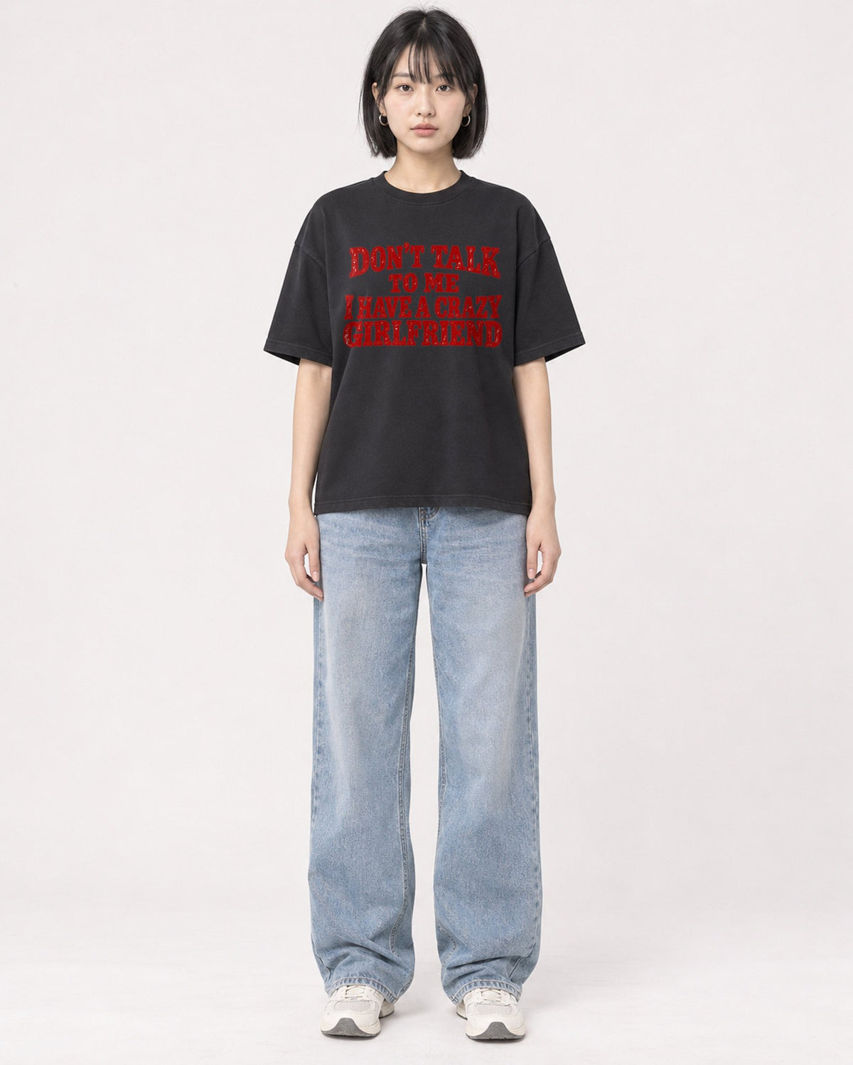 Mockup Boxy Heavyweight Tee Black female full-body 11